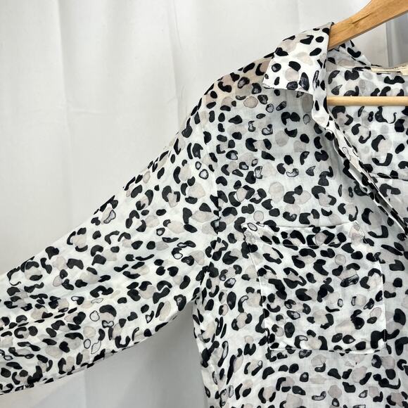 CLOTH & STONE Anthropologie Animal Print High Low Button Up Shirt White Gray S - Picture 5 of 10